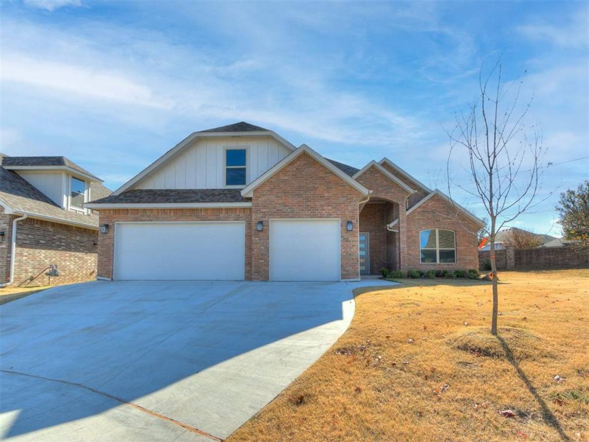 House for rent at 11400 NW 109th St, Yukon, OK 73099
