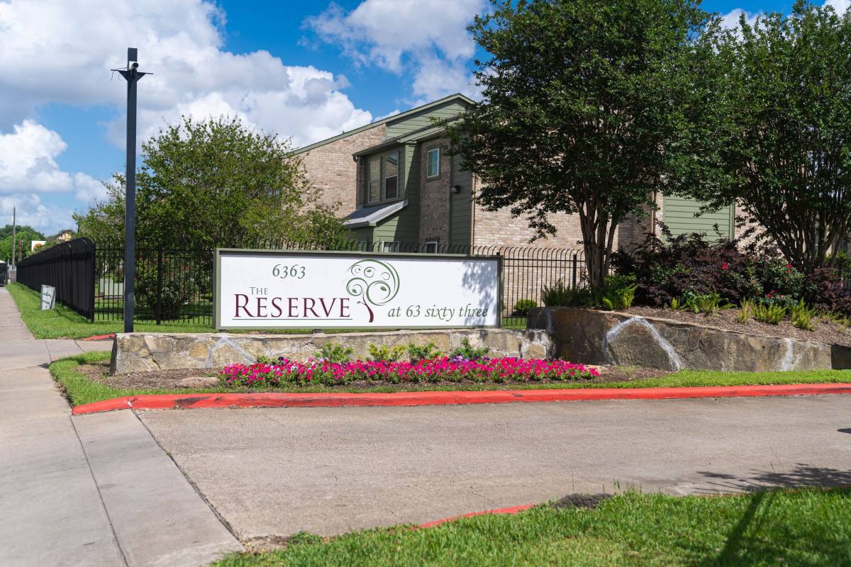 Apartment for rent at 6363 W Airport Blvd, Houston, TX 77035