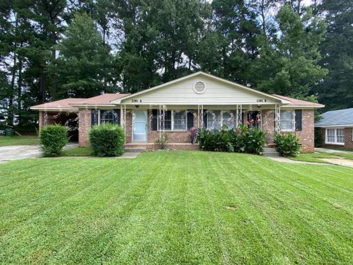Apartment for rent at 2201 Apple Valley Rd, Columbia, SC 29210