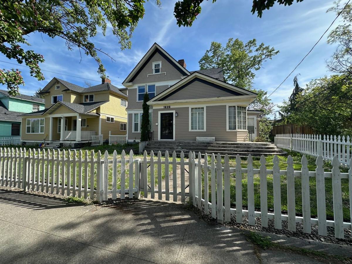 Apartment for rent at 1635 W Pacific Ave, Spokane, WA 99201