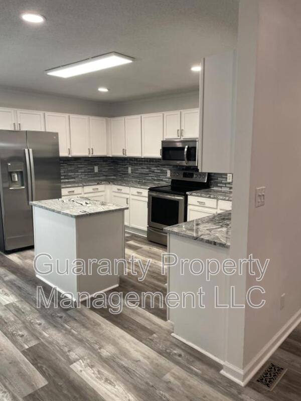 House for rent at 7017 Midhurst Court, Fayetteville, NC 28306