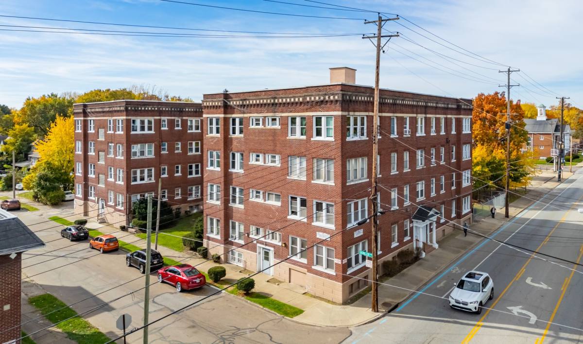 Apartment for rent at 26 E Tallmadge Ave, Akron, OH 44310