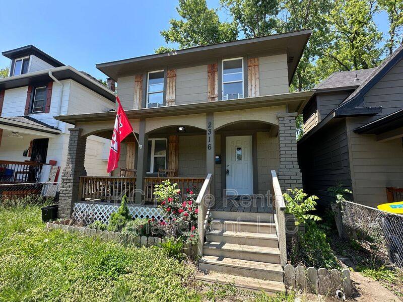 House for rent at 2316 Spruce Ave, Kansas City, MO 64127