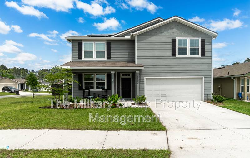 House for rent at 5594 Hollow Birch Dr, Jacksonville, FL 32219