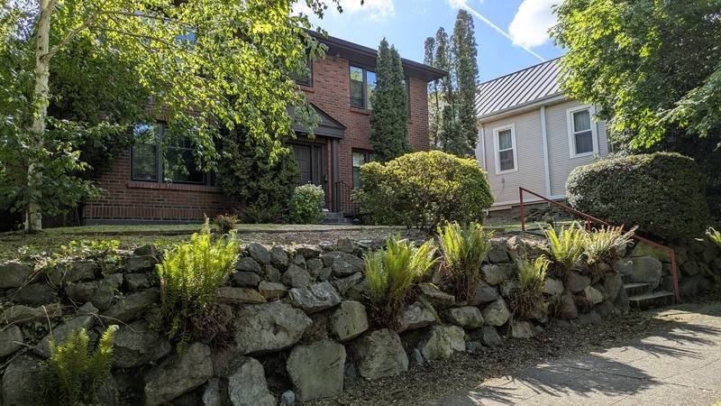 Apartment for rent at 2114 7th Ave W #3, Seattle, WA 98119