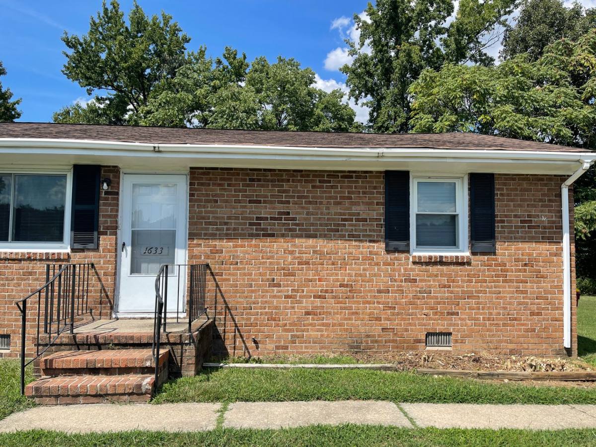 Apartment for rent at 1633 N Valor Dr, Petersburg, VA 23803