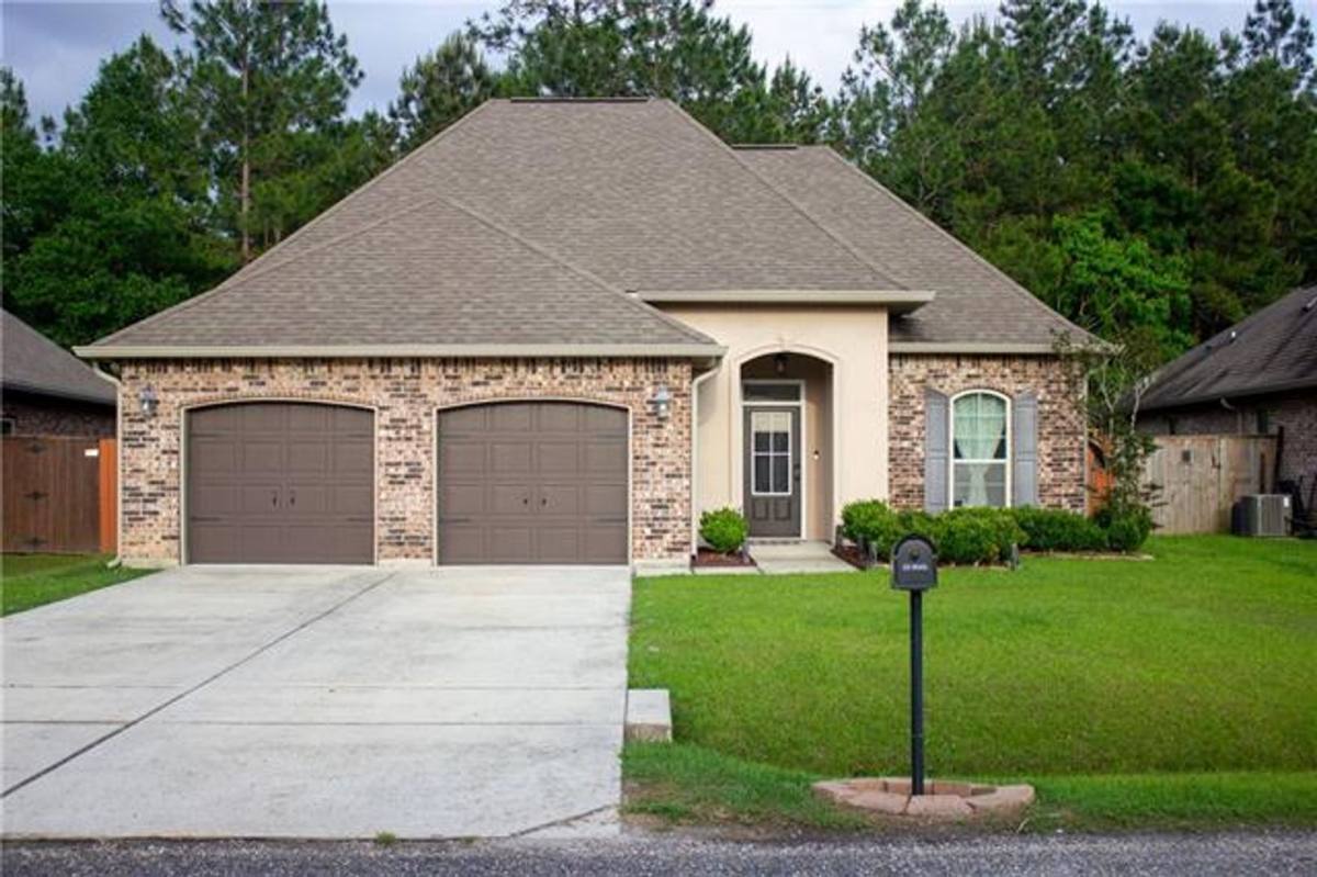 House for rent at 70040 Hirson Court, Madisonville, LA 70447