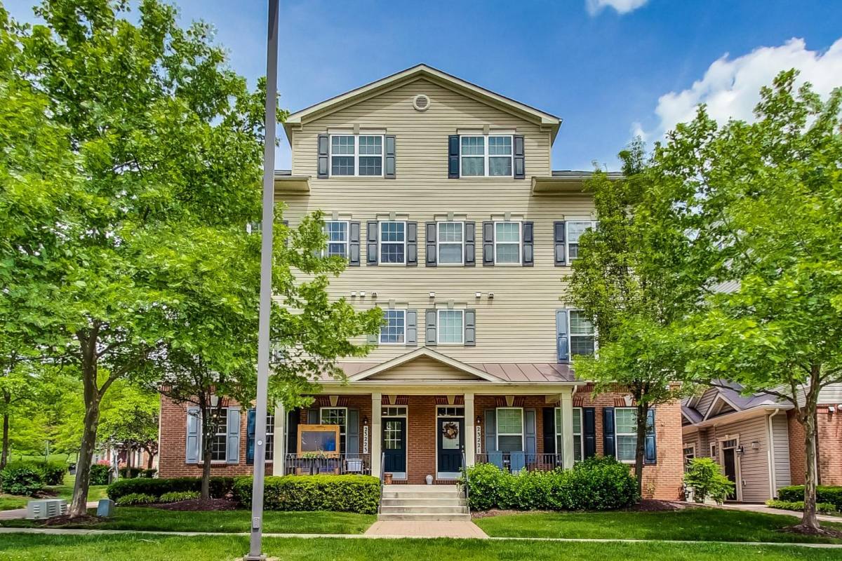 Townhouse for rent at 23223 Observation Dr, Clarksburg, MD 20871