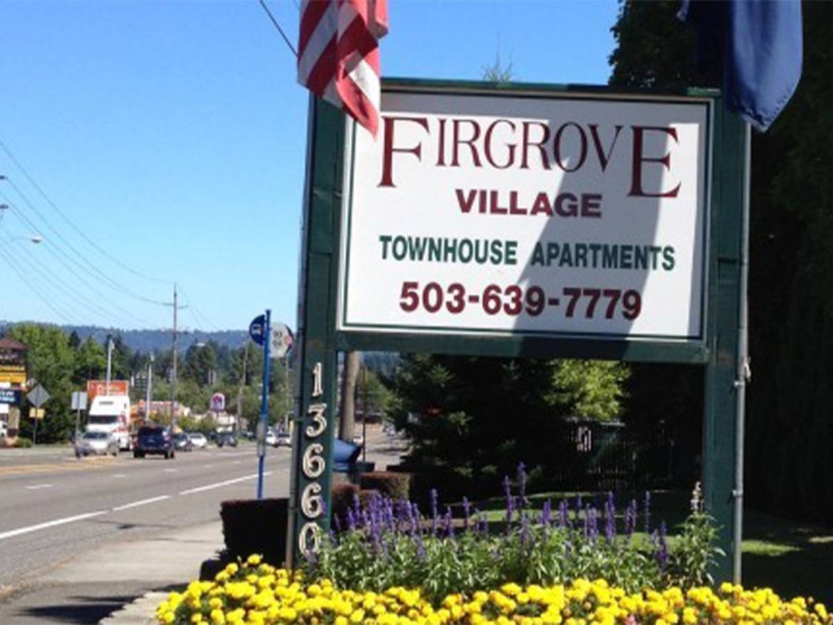 Townhouse for rent at 13660 SW Pacific Highway, Portland, OR 97223