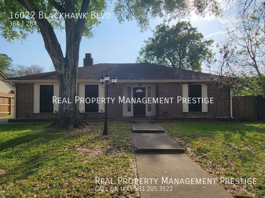 House for rent at 16022 Blackhawk Blvd, Friendswood, TX 77546