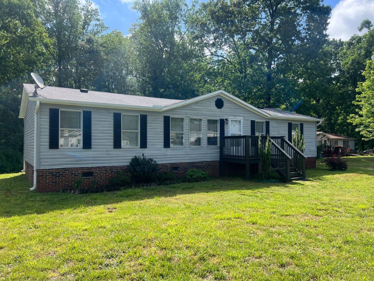 House for rent at 4851 Verde View Dr, Gastonia, NC 28056