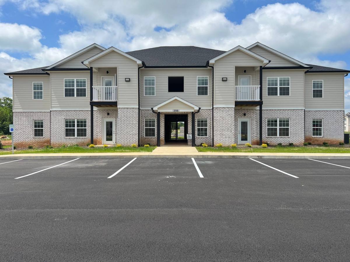 Apartment for rent at 356 Hillview Mills, Bowling Green, KY 42101