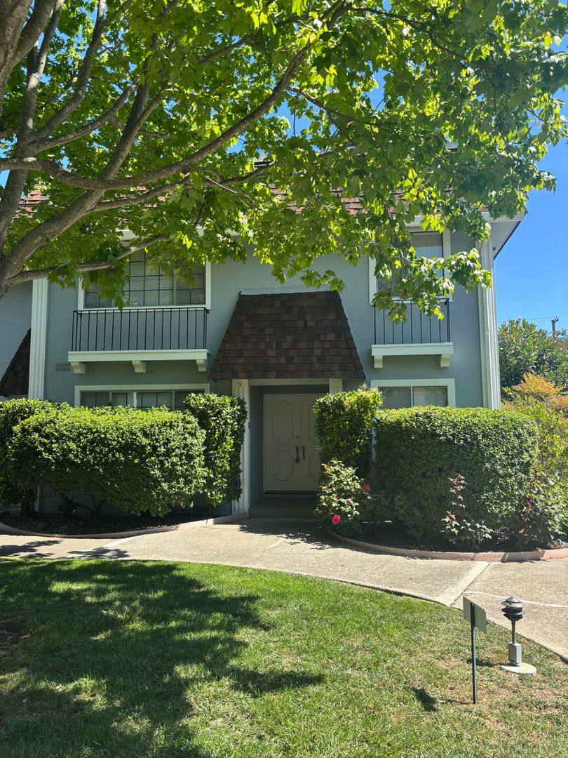 Condo for rent at 8 Miramonte Dr, Moraga, CA 94556