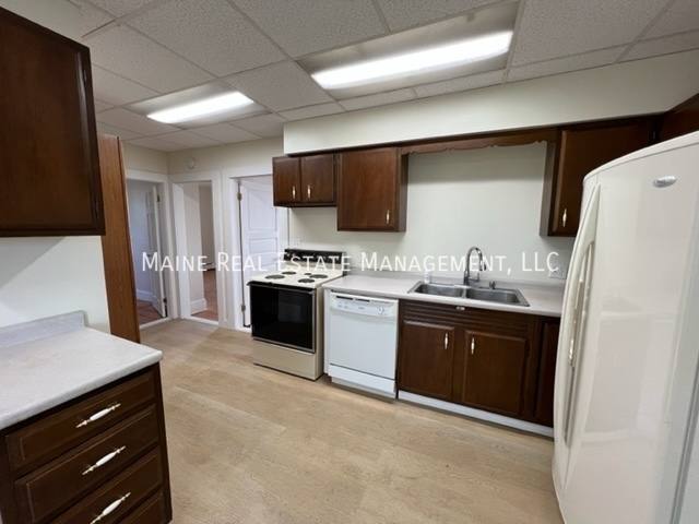 4 Bellevue St #1, Waterville, ME 04901