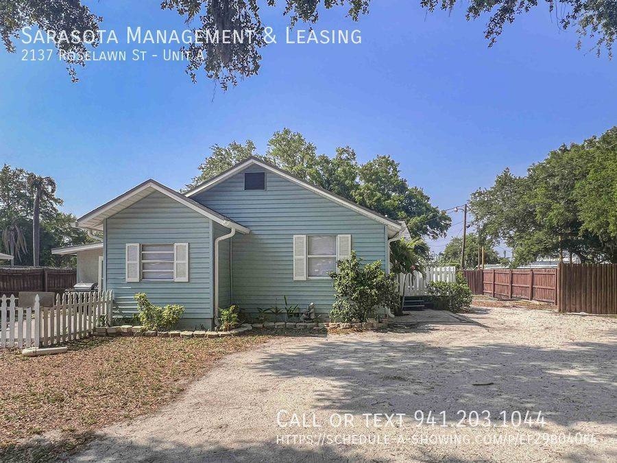 Apartment for rent at 2137 Roselawn St #A, Sarasota, FL 34231
