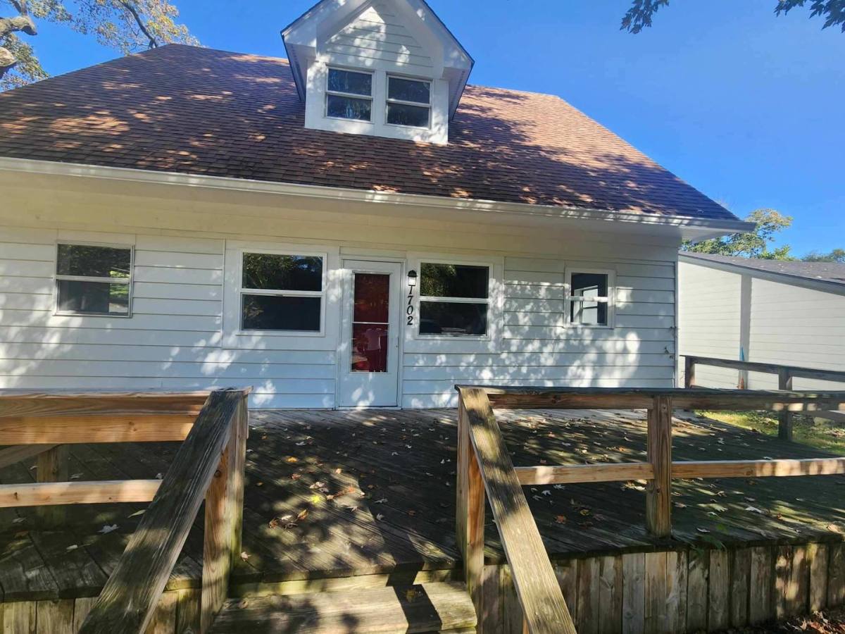 House for rent at 1702 E 73rd St, Indianapolis, IN 46240
