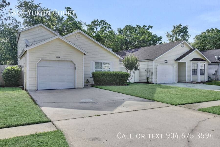 Apartment for rent at 1843 Yukon Court, Middleburg, FL 32068