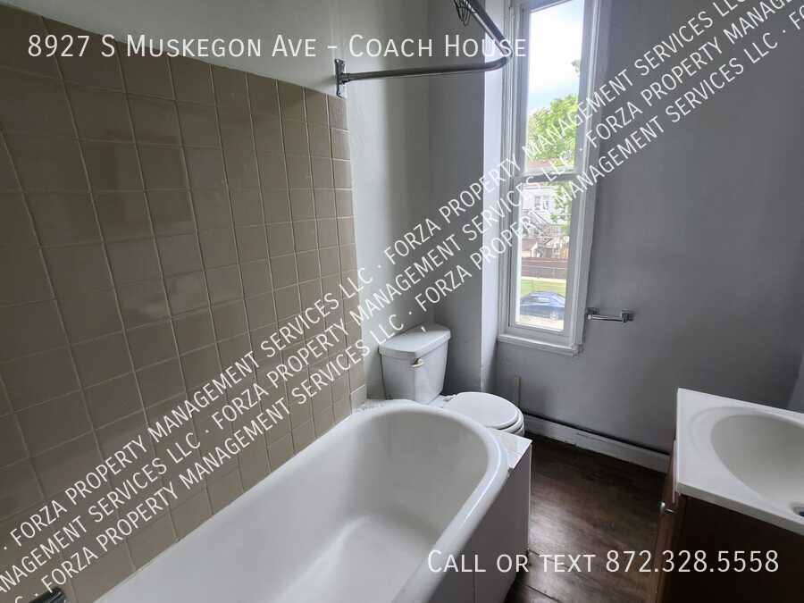Apartment for rent at 8927 S Muskegon Ave #COACH House 2, Chicago, IL 60617