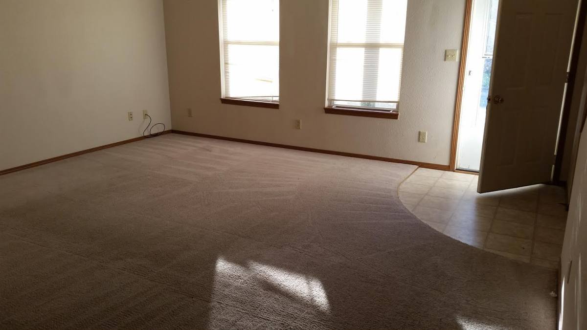 Townhouse for rent at 705 Maquoketa, Maquoketa, IA 52060