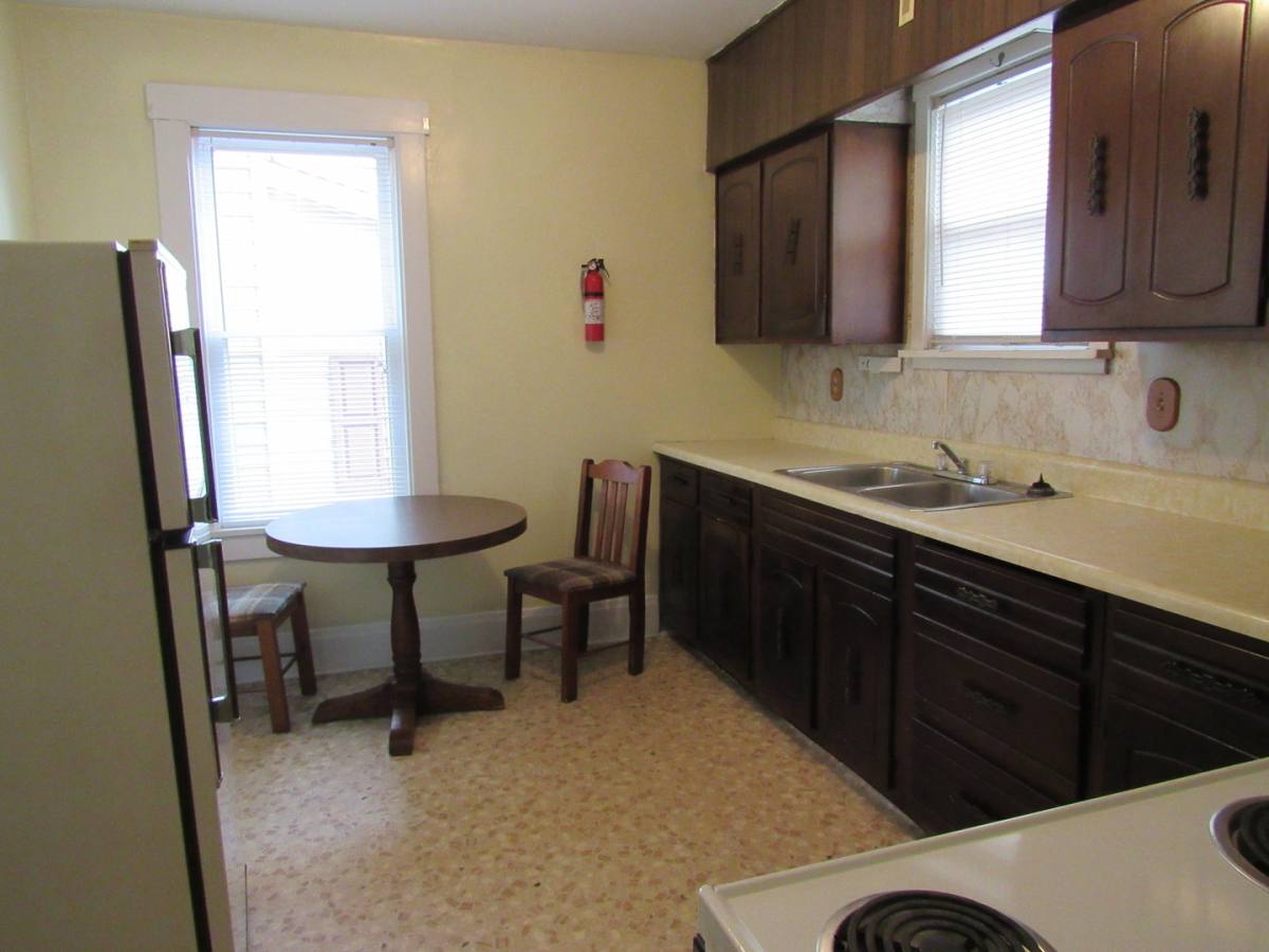 Apartment for rent at 124 S 7th St, Indiana, PA 15701