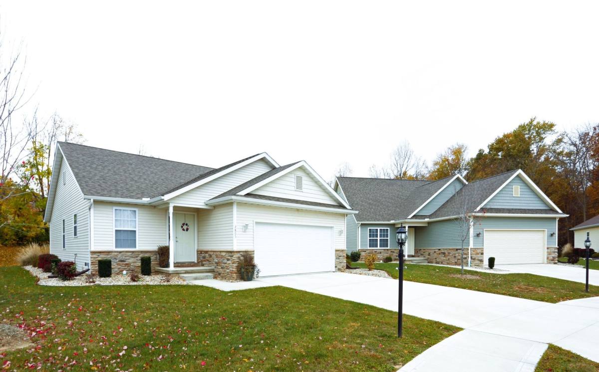 Apartment for rent at 101 Briar Ridge Circle, Warsaw, IN 46582