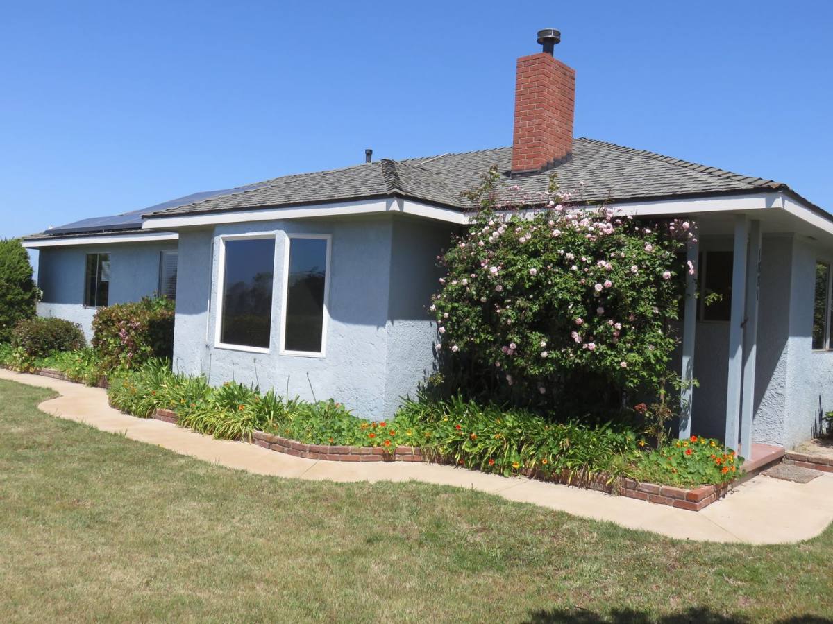 House for rent at 1881 Mission Gate Rd, Lompoc, CA 93436