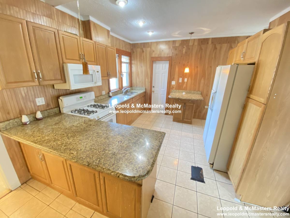 Apartment for rent at 21 Winthrop St #1, Framingham, MA 01702