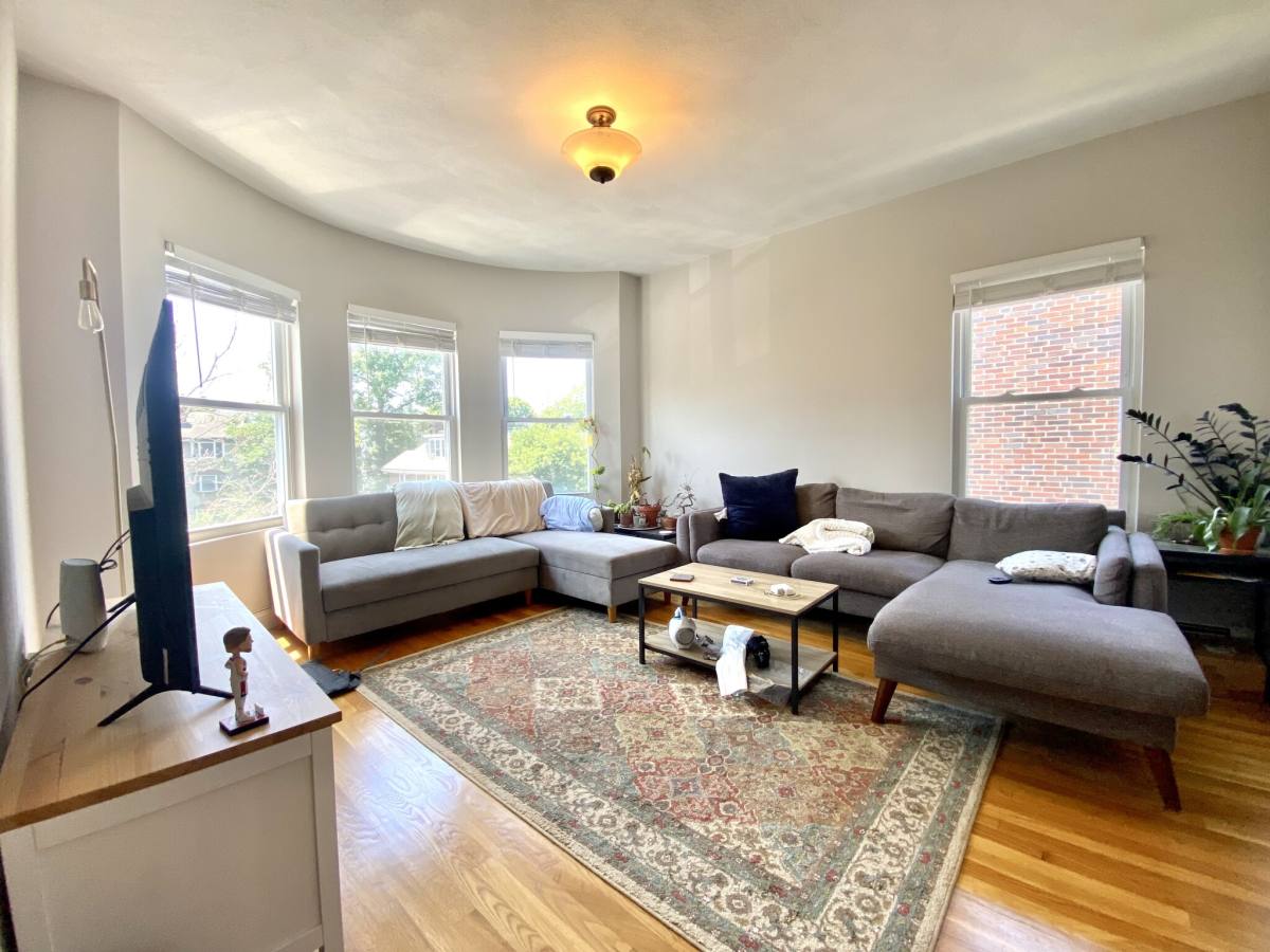 Apartment for rent at 1433 Cambridge St #1, Cambridge, MA 02139