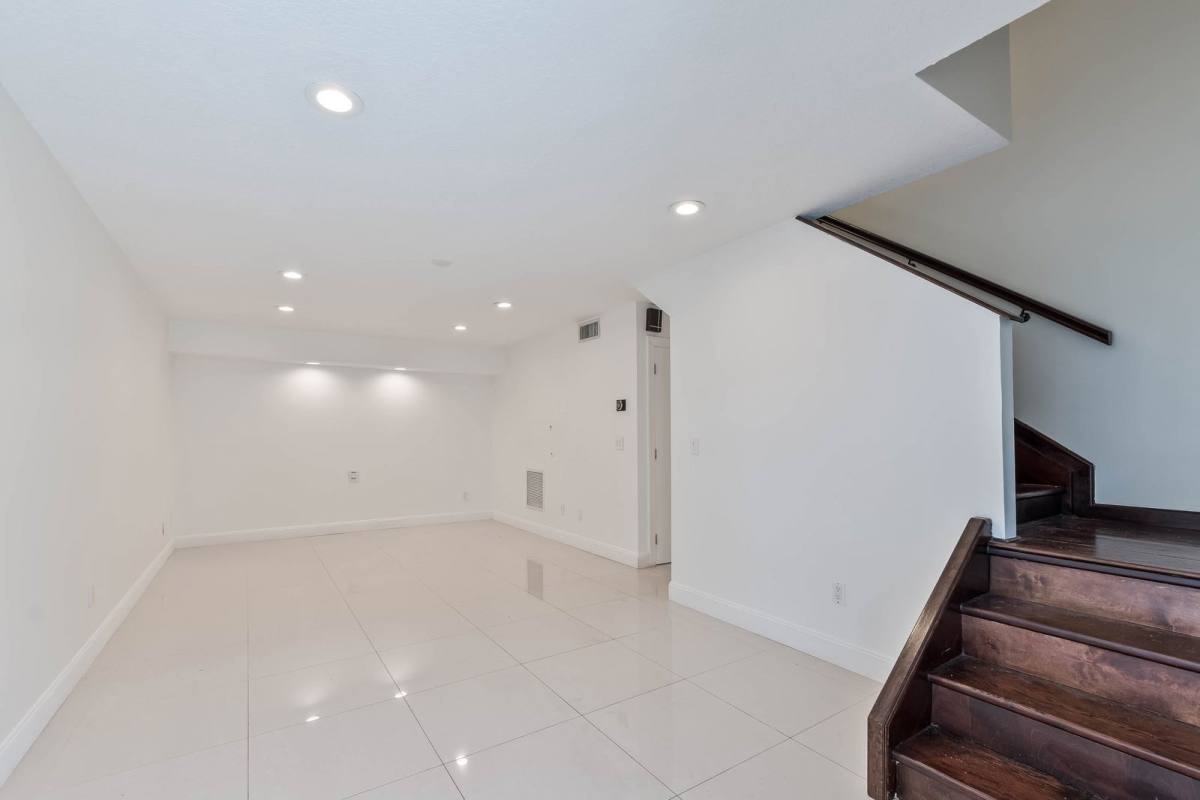 Townhouse for rent at 4576 SW 139th Court, Miami, FL 33175