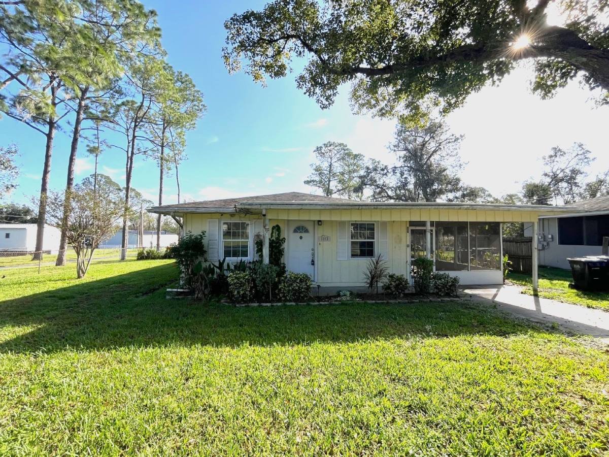House for rent at 3373 Mount Tabor Rd, Lakeland, FL 33810