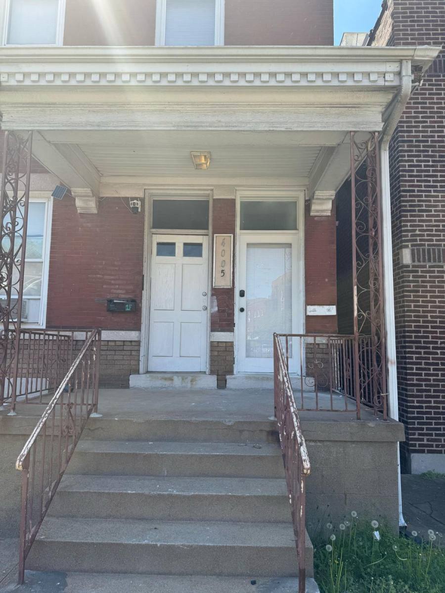 Apartment for rent at 4005 S Grand Blvd #A, Saint Louis, MO 63118