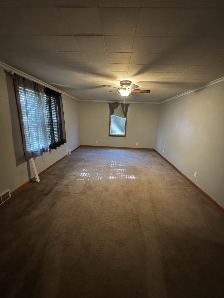 Apartment for rent at 103 E 3rd St, Lamar, MO 64759