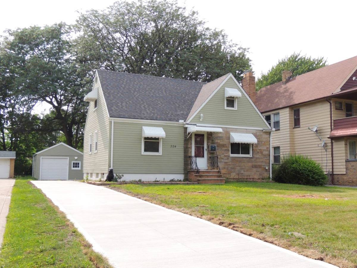 House for rent at 324 E 222nd St, Euclid, OH 44123