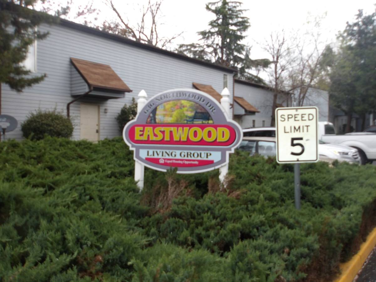 Apartment for rent at 636 Northwood Dr, Medford, OR 97504