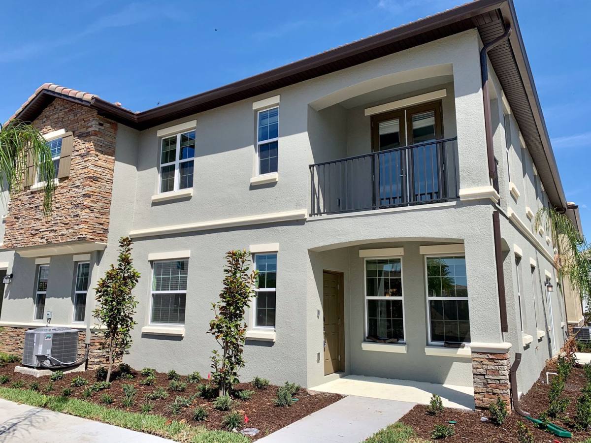 Townhouse for rent at 1310 Shinnecock Hills Dr, Davenport, FL 33896