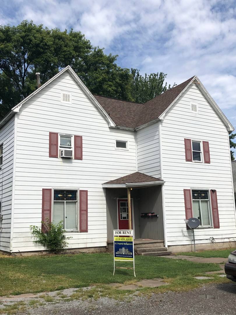 Apartment for rent at 109 S 12th, Herrin, IL 62948