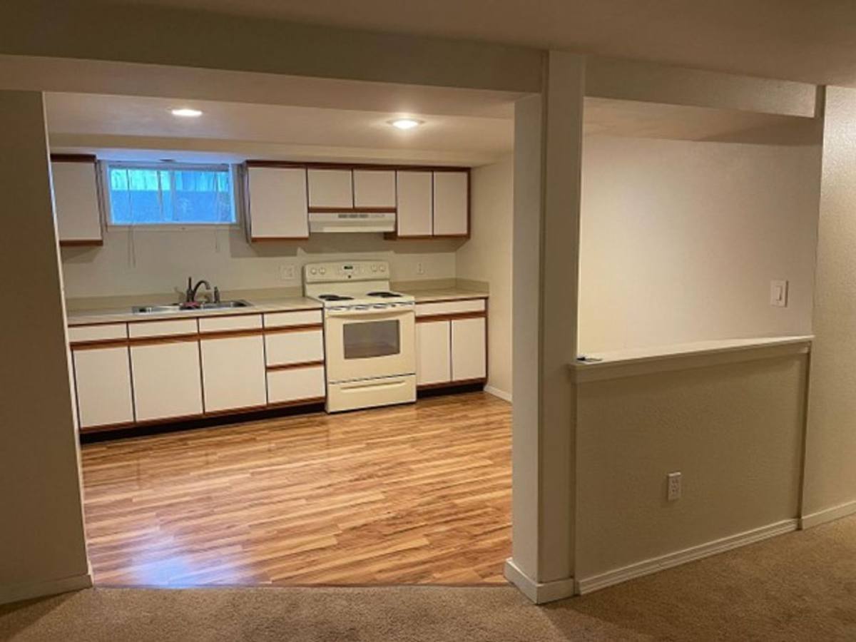 Apartment for rent at 406 N Tacoma Ave, Tacoma, WA 98403