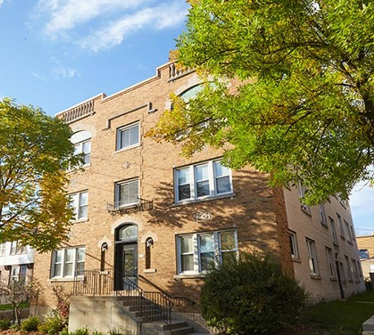 Apartment for rent at 1716 E Newton Ave, Milwaukee, WI 53211