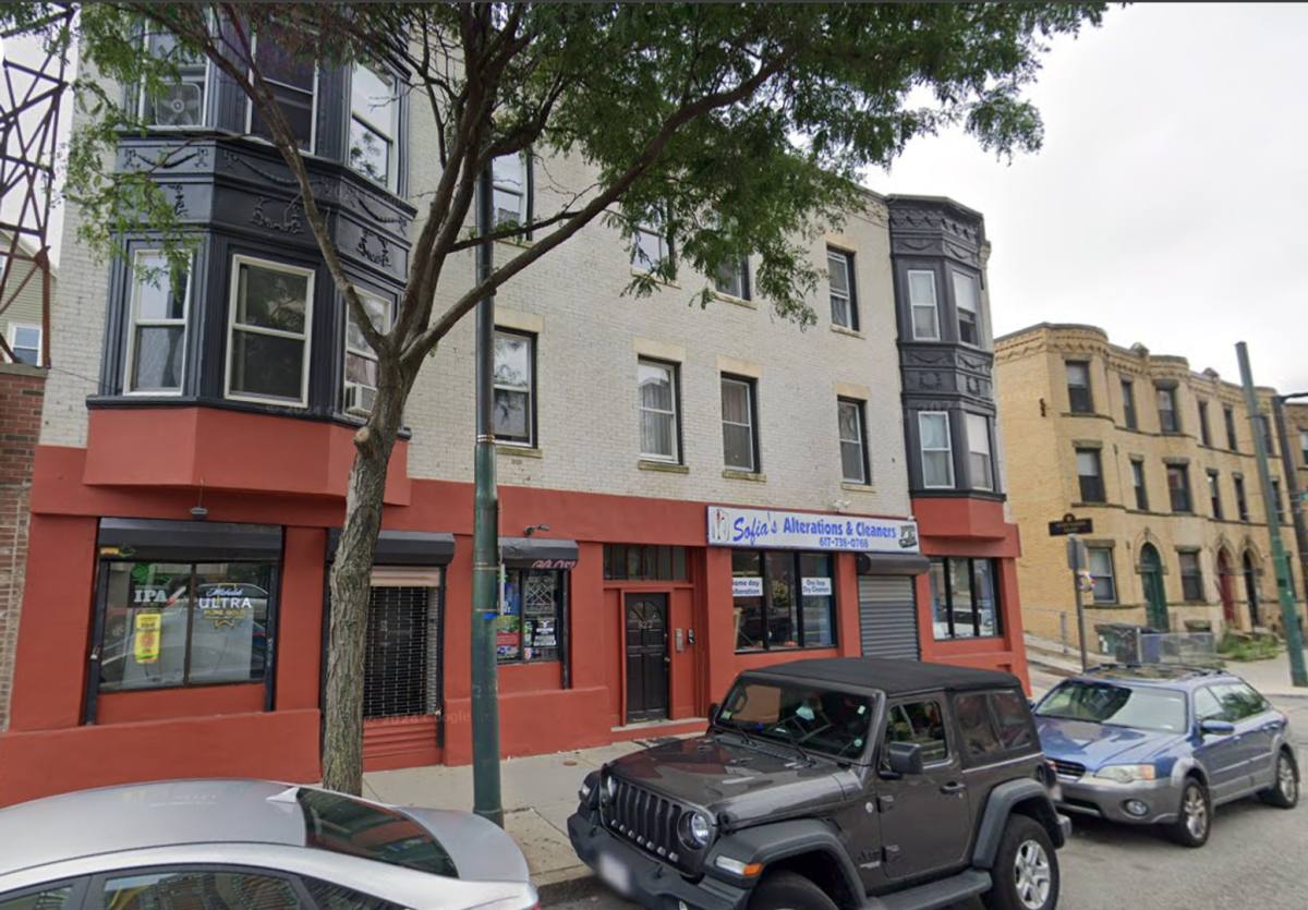 House for rent at 822 Huntington Ave #4, Boston, MA 02115