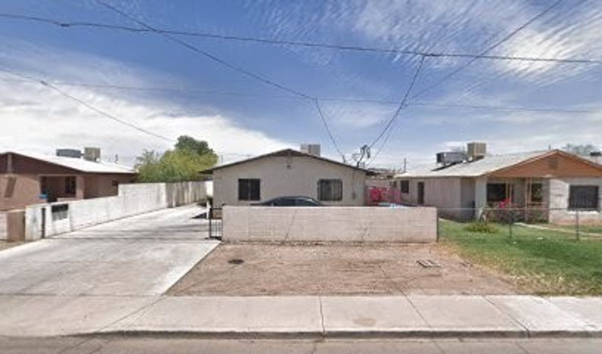 Townhouse for rent at 1322 W Sherman St, Phoenix, AZ 85007