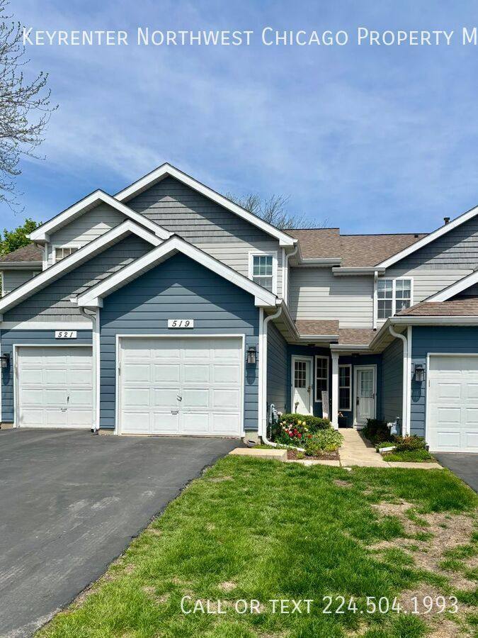 Townhouse for rent at 519 Woodcrest Dr, Mundelein, IL 60060