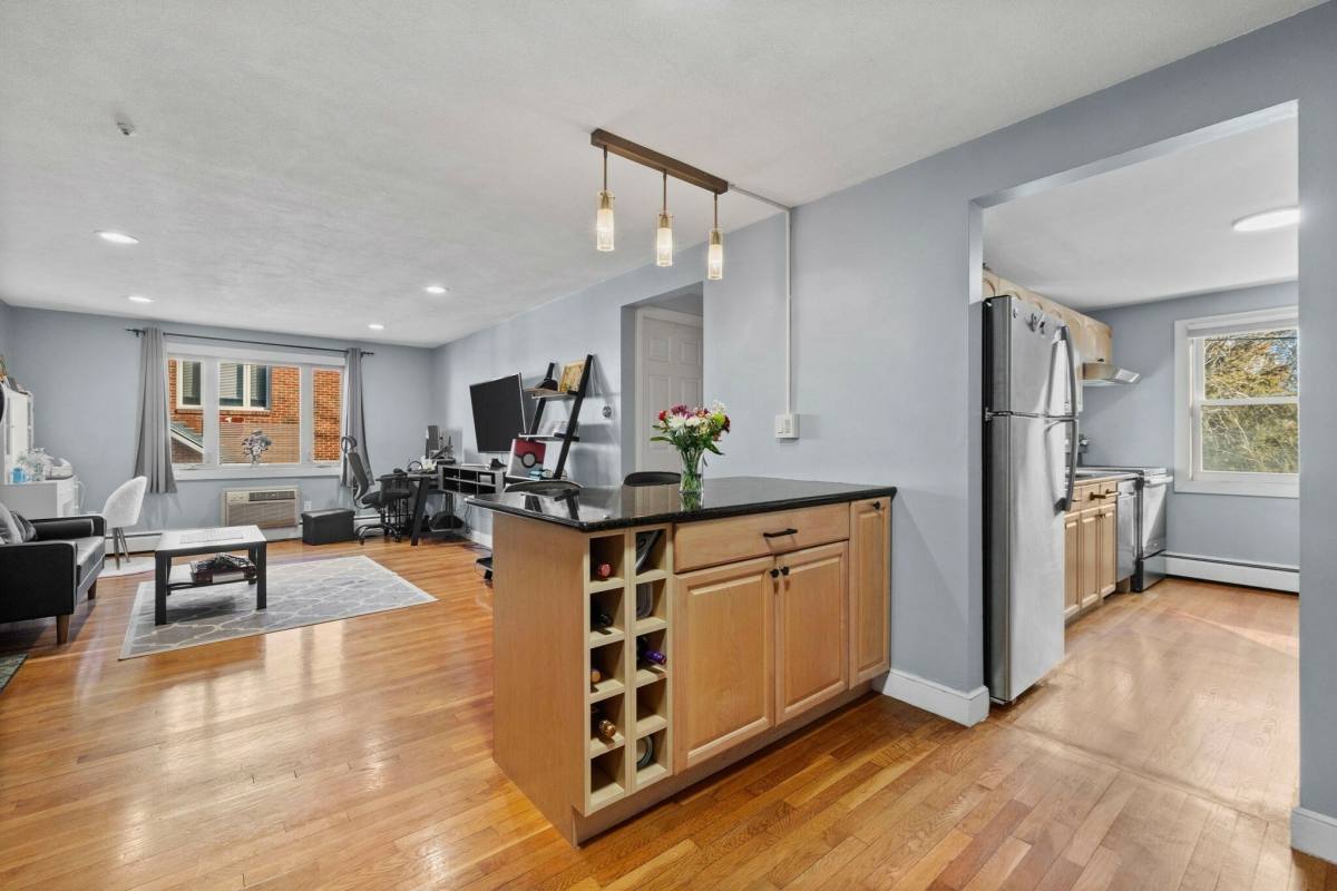 Apartment for rent at 112 Decatur St #6, Arlington, MA 02474