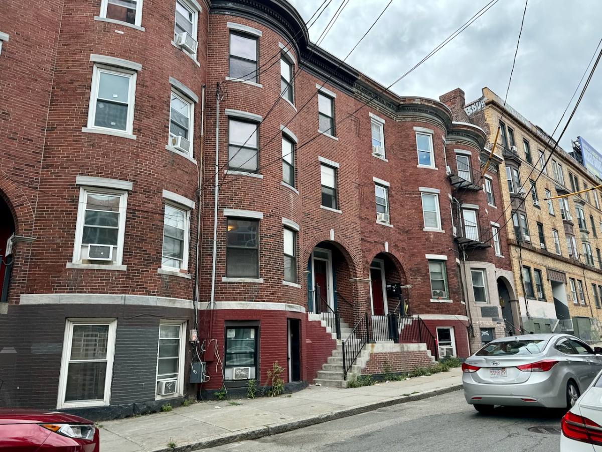 Apartment for rent at 15 Linden St #2, Allston, MA 02134