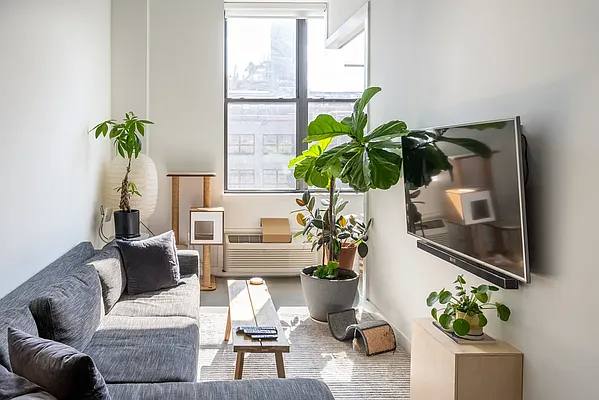 House for rent at 44 Berry St #5E, Brooklyn, NY 11249
