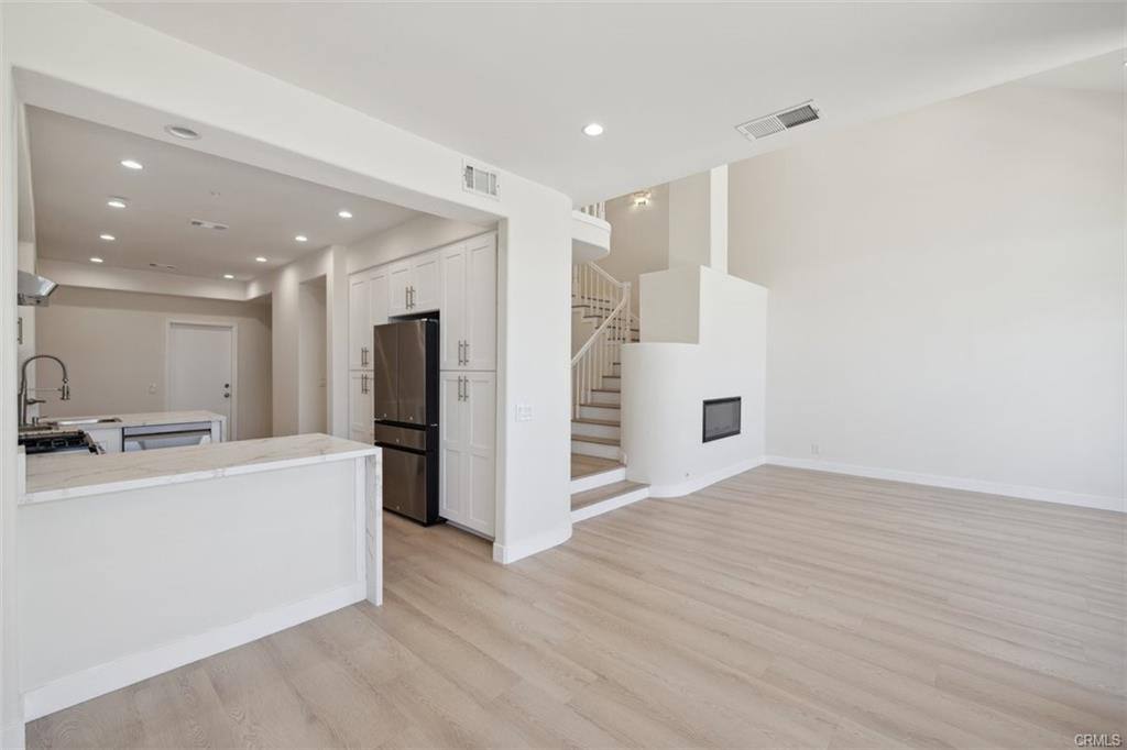 House for rent at 1908 Caminito De La Luna, Glendale, CA 91208