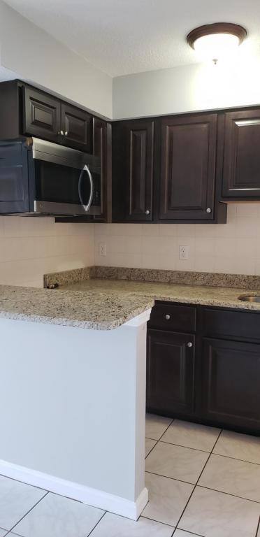 Apartment for rent at 192 Wellington St, Fall River, MA 02720