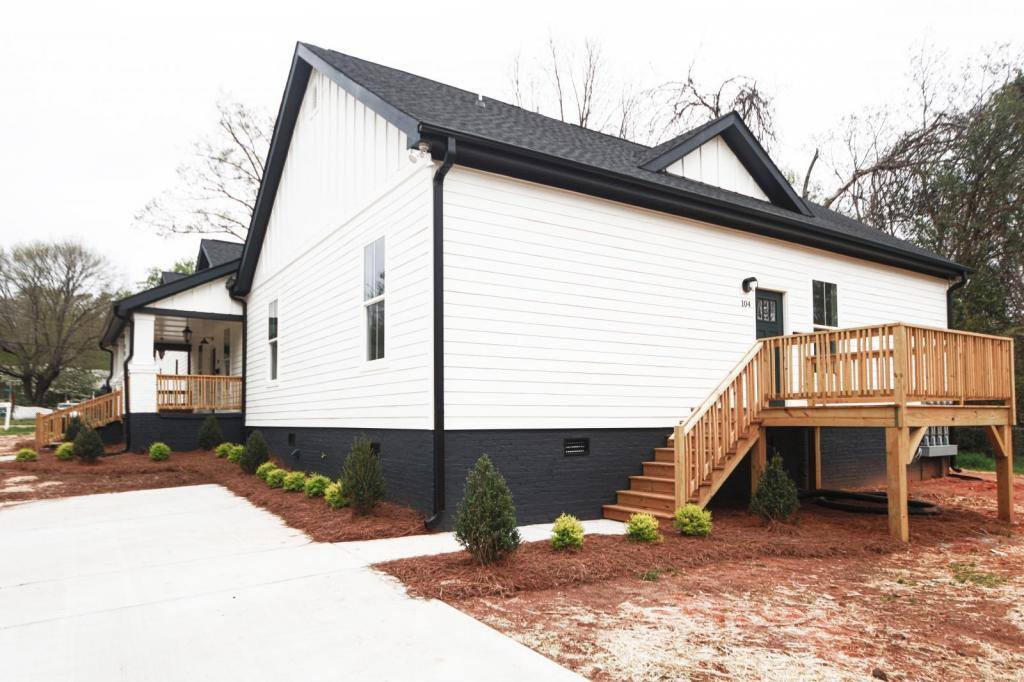 House for rent at 18 Sirrine St #104, Rock Hill, SC 29730