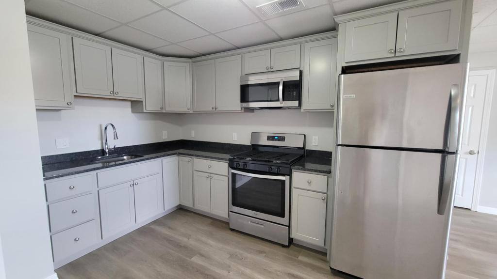 Apartment for rent at 122 Plain St, Fall River, MA 02723