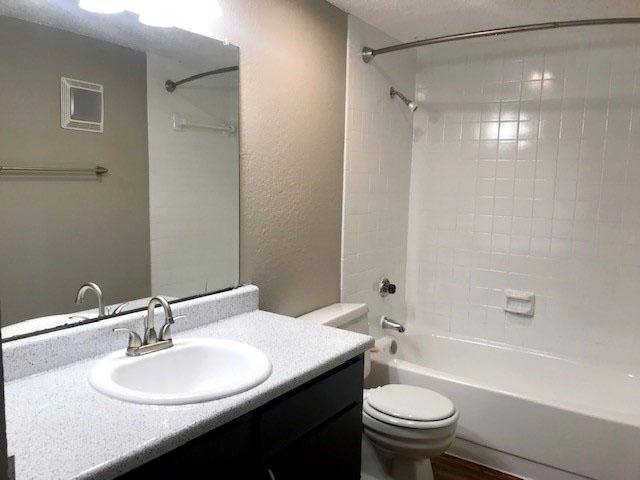 Apartment for rent at 1401 Morrison Dr, Fort Worth, TX 76112