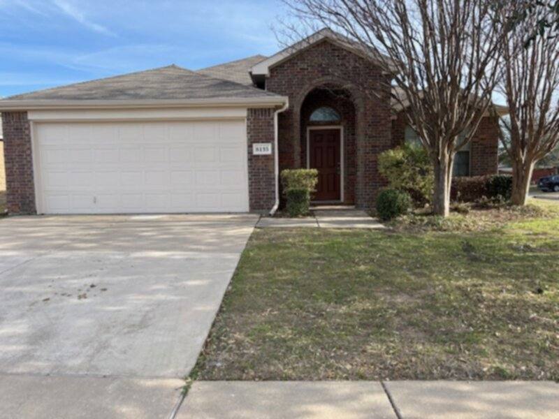 House for rent at 8135 Tierra Del Sol Rd, Arlington, TX 76002